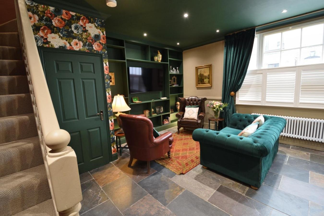 Samuels' A Duplex Apartment By Spires Accommodation In Lichfield City Centre Экстерьер фото