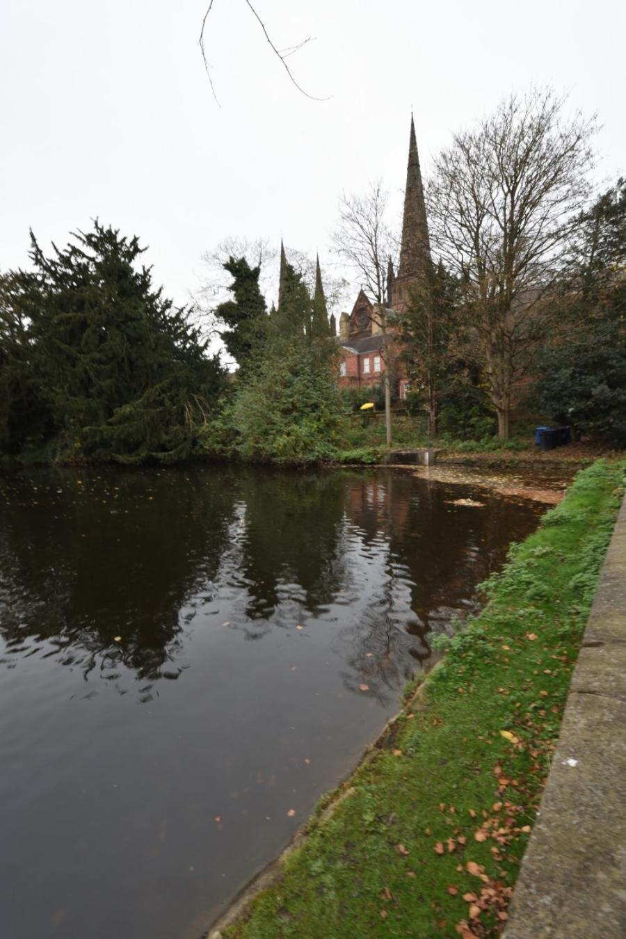 Samuels' A Duplex Apartment By Spires Accommodation In Lichfield City Centre Экстерьер фото