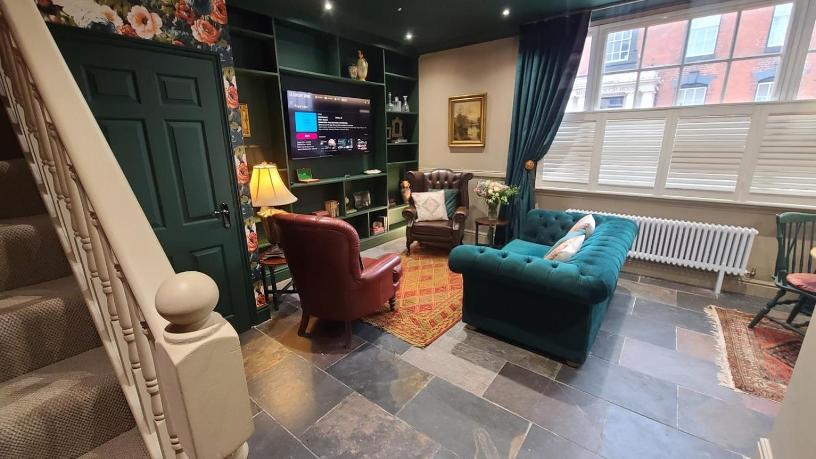 Samuels' A Duplex Apartment By Spires Accommodation In Lichfield City Centre Экстерьер фото